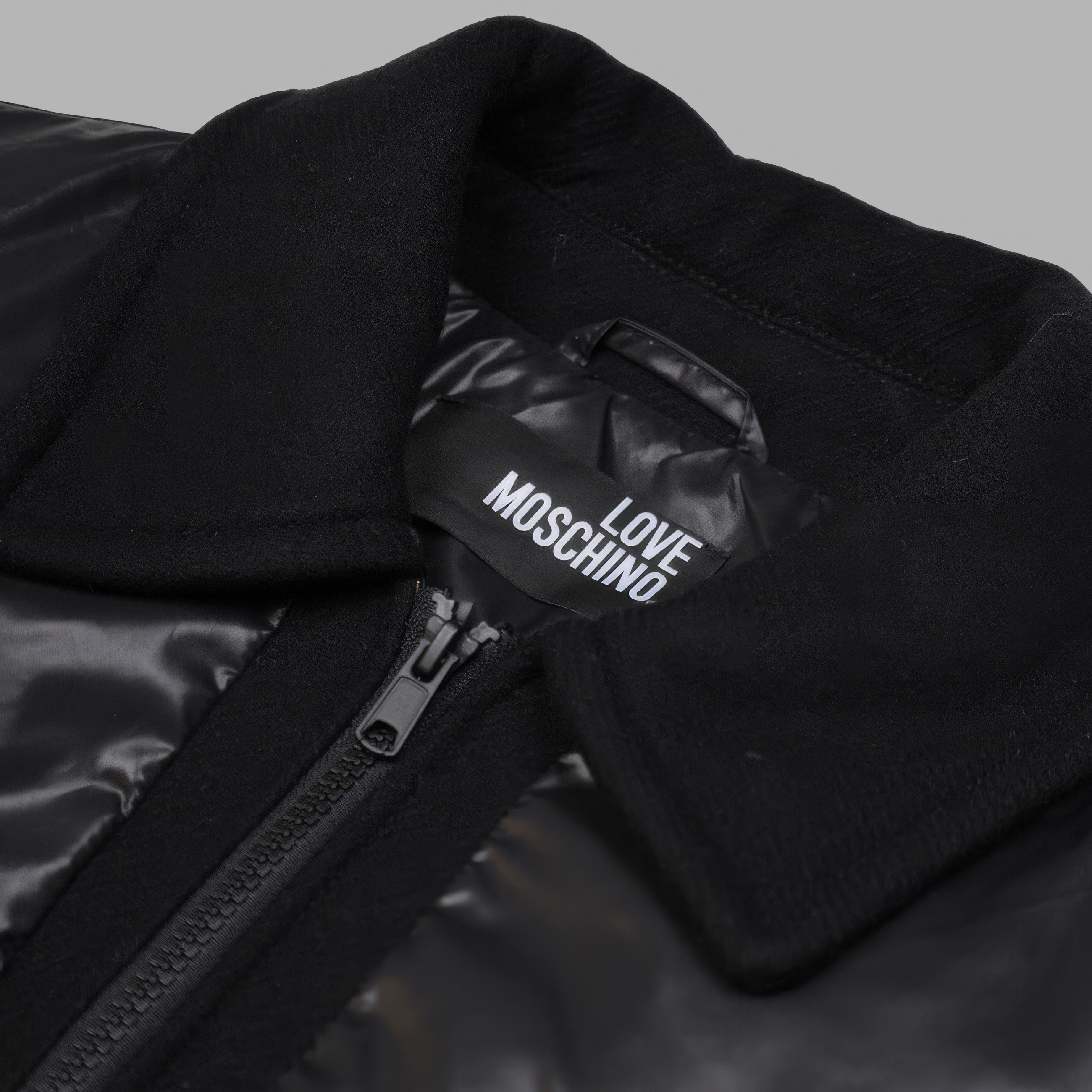 LOVE MOSCHINO
