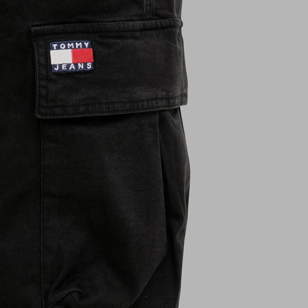 TOMMY HILFIGER JEANS